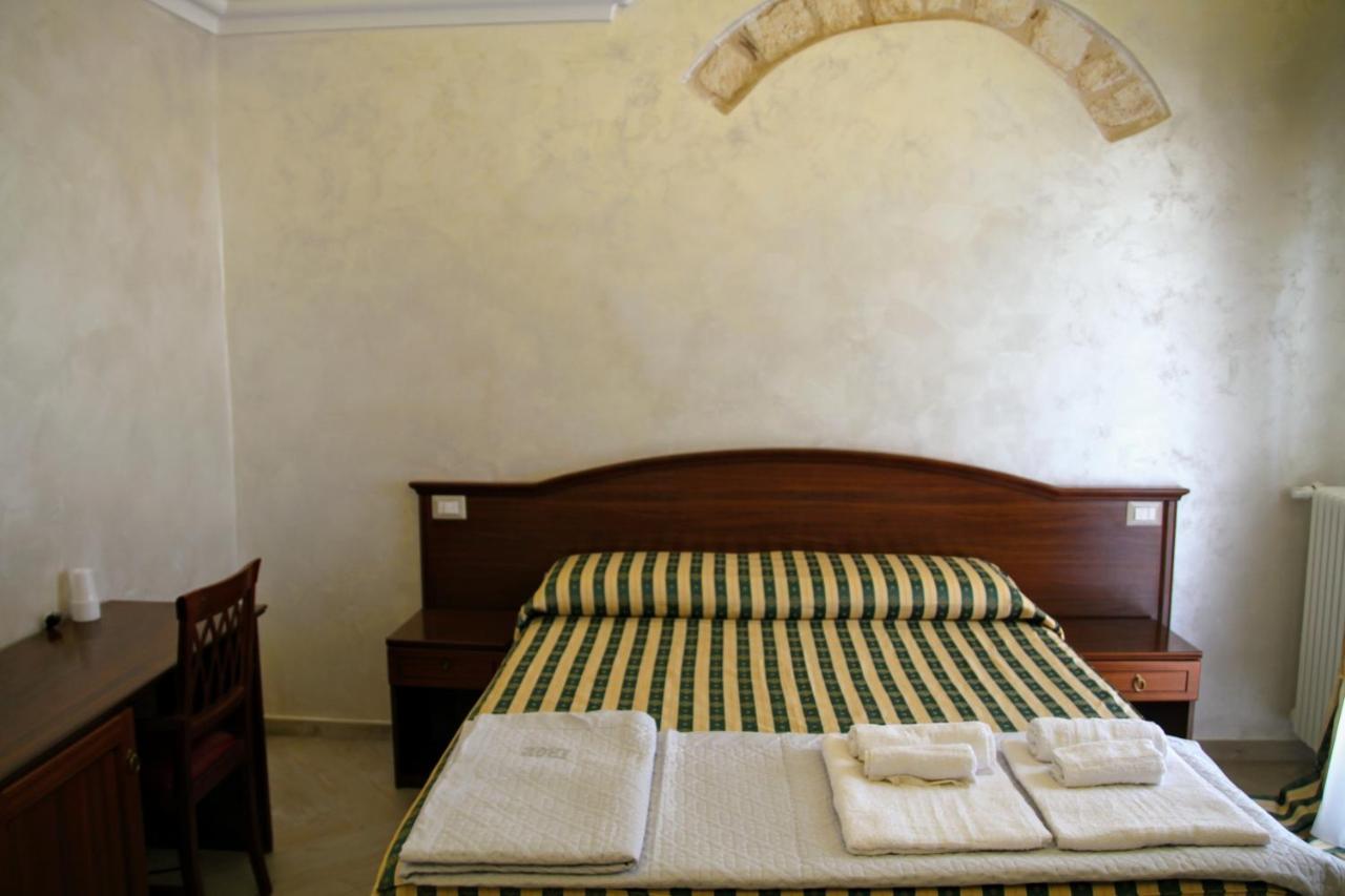 Rooms Dimora Arco - Affitti Brevi Italia 몬테산탄젤로 외부 사진